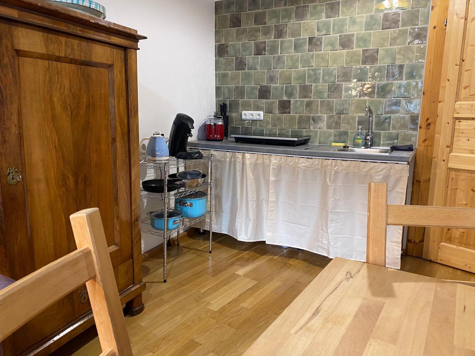 Apartment In Historic Town House 그문덴 외부 사진